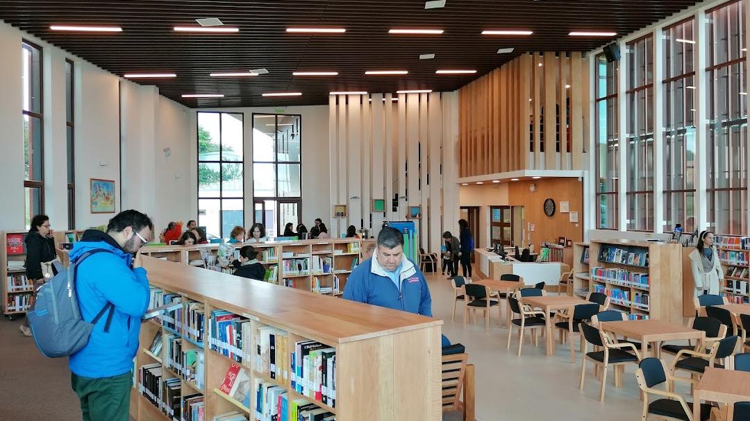 Biblioteca Frutillar