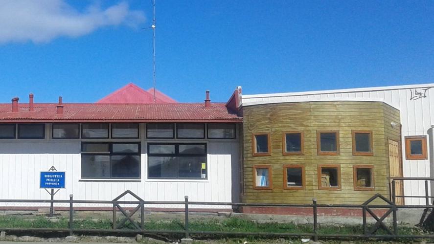 Biblioteca Pública de Porvenir Malva Mancilla Bustamante 
