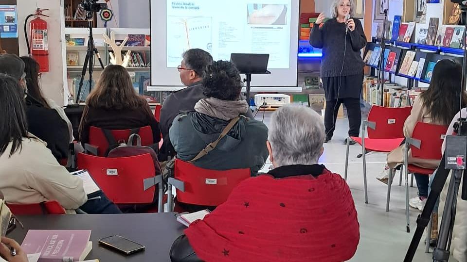 Segunda edición del seminario Fortalecimiento del Ecosistema del Libro en la Biblioteca Regional de Los Lagos.