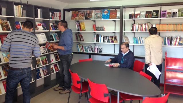 Biblioteca de Coronel