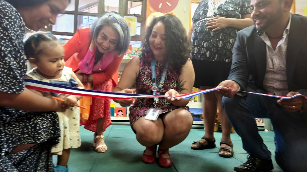 Arica inaugura su primera guaguateca: un nuevo espacio de lectura para la primera infancia