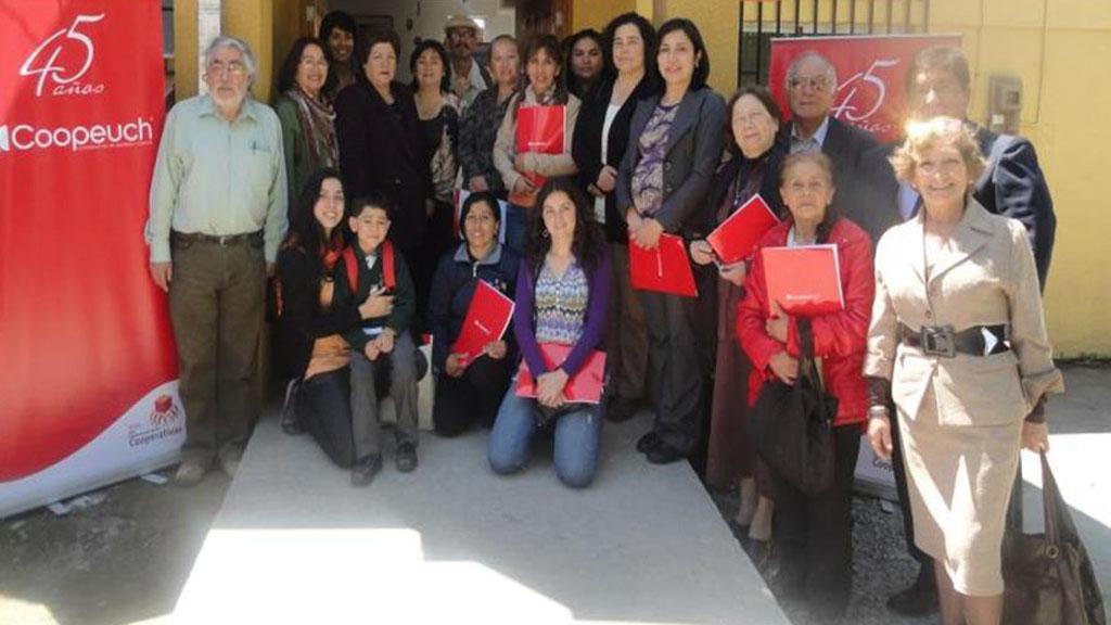 Fundación COOPEUCH apadrina Biblioteca Pública de San Clemente