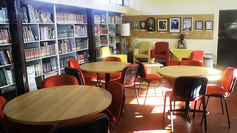 Interior de la Biblioteca Pública de Victoria.