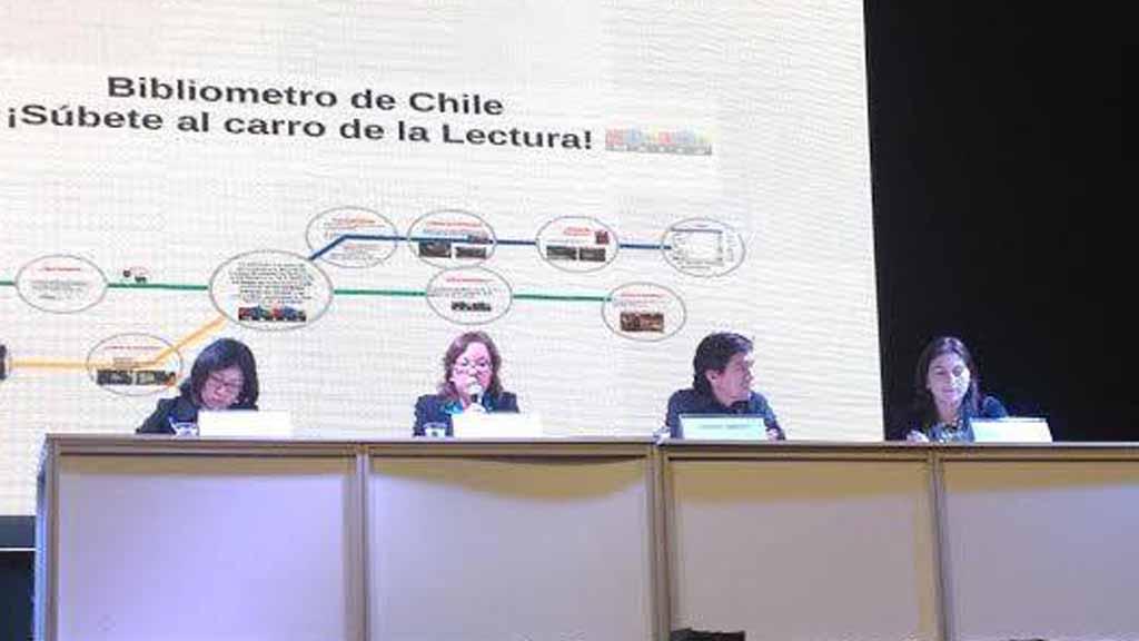 Ponencia de Bibliometro en la Feria del Libro de Lima.