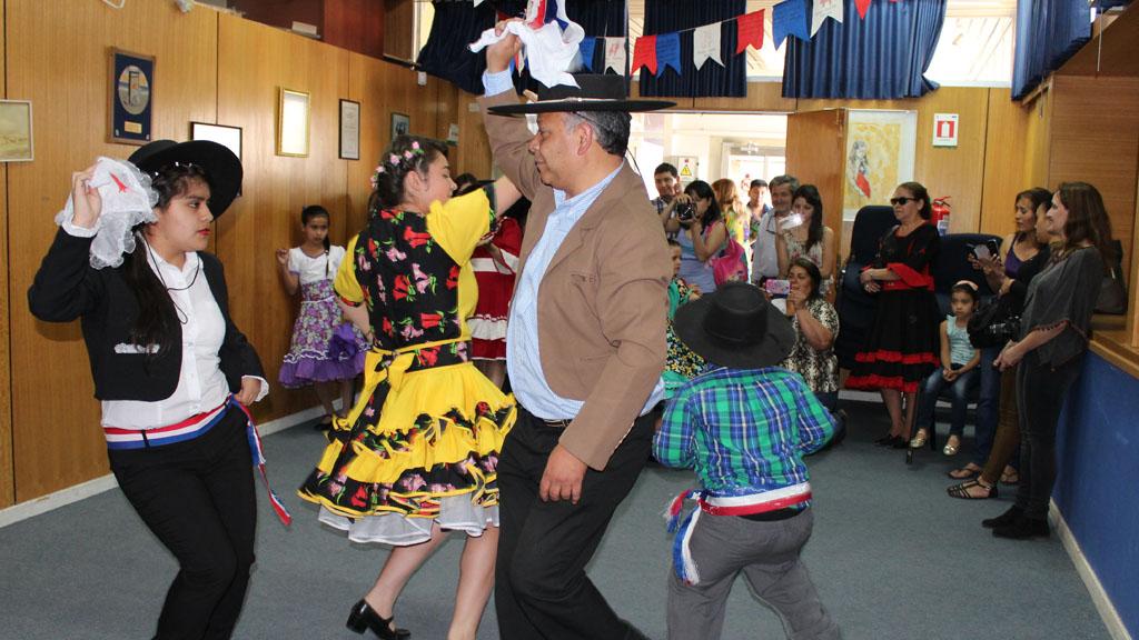 Finalización del taller de cueca de la Biblioteca Regional de Atacama