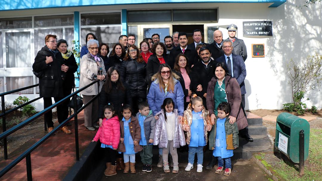 Imagen frontis BIblioteca de Victoria