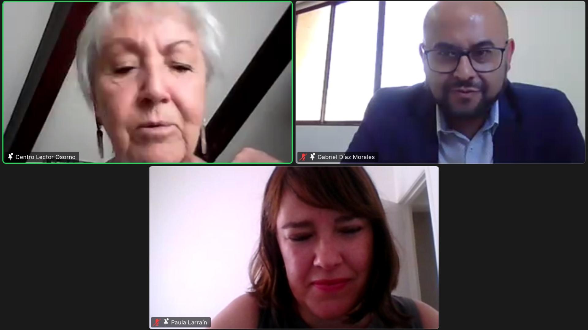 Paula Larraín (SNBP), Gabriel Díaz (SNPC Metropolitano) y representantes del Centro Lector Osorno a cargo de la iniciativa.