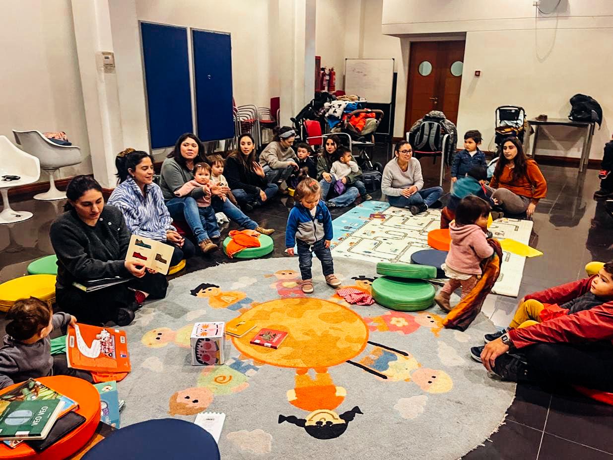 Cuidadores y Guaguas Biblioteca Regional de Aysén