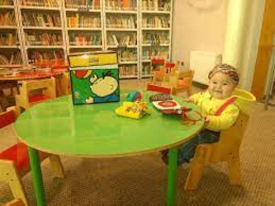 Interior Biblioteca Pública de Penco