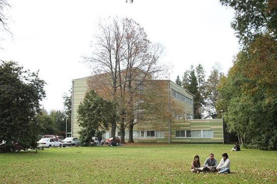 Facultad de Filosofía y Humanidades UACH