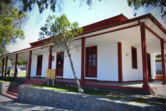 Biblioteca Pública de Huasco José Santos Ossa