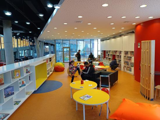 Más de $1.500 millones para renovar y equipar 35 bibliotecas públicas del país