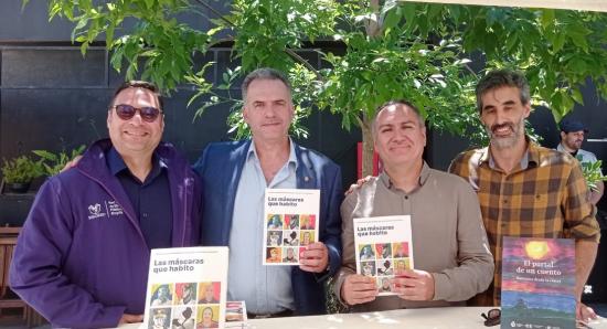 Bibliotecas en recintos penitenciarios y Red Leen presentan el libro «Las máscaras que habito»