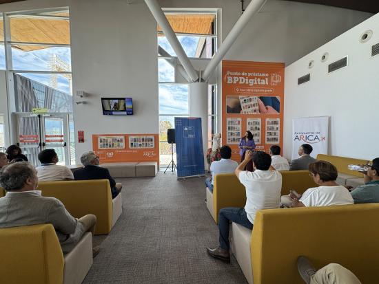 La Biblioteca Pública Digital tiene nuevo punto de préstamo en el aeropuerto Chacalluta de Arica