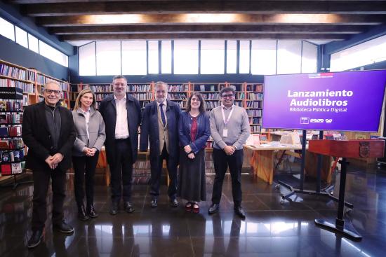 Ministro Francisco Undurraga anuncia la incorporación de 100 nuevos audiolibros a la Biblioteca Pública Digital