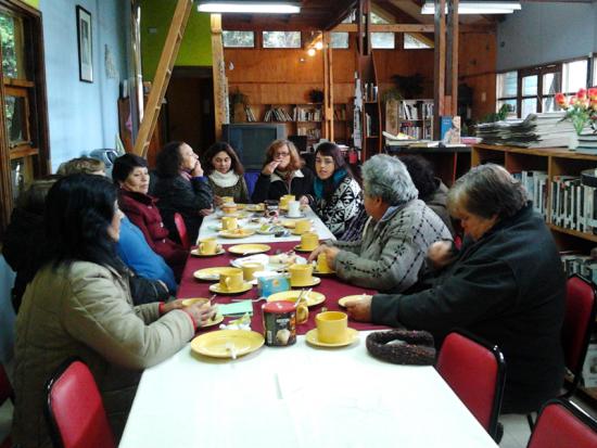 Conversatorio en la Biblioteca Pública de Corral.