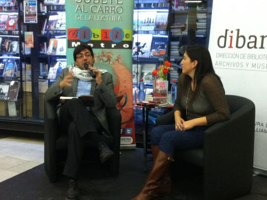 Daniel Jadue en el aniversario de Bibliometro.