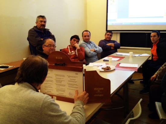 Exhibición de cuentacuentos con Kamishibai.