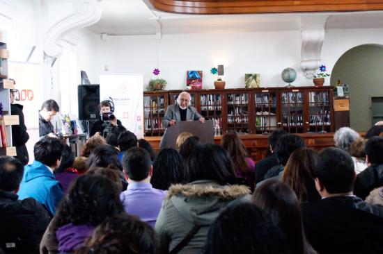 Lautaro Núñez, Premio Nacional de Historia 2002.