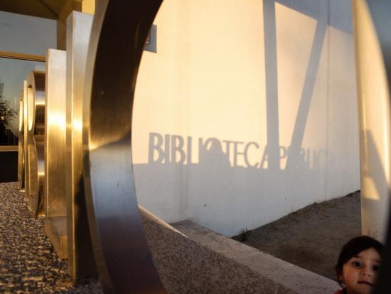 Este lunes 10 de agosto #biblioteca invadirá Twitter.