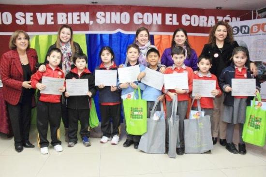 Actividad de premiación para los pequeños lectores.