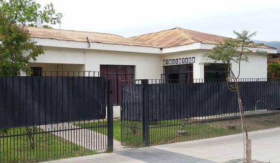 Fachada de la Biblioteca Pública de Salamanca.