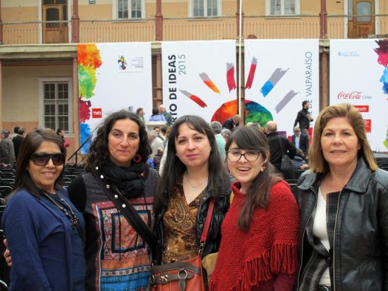 Personal de bibliotecas a cargo de fomento lector.