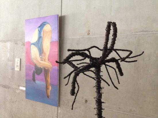 Exposición inclusiva en la Biblioteca de Santiago.