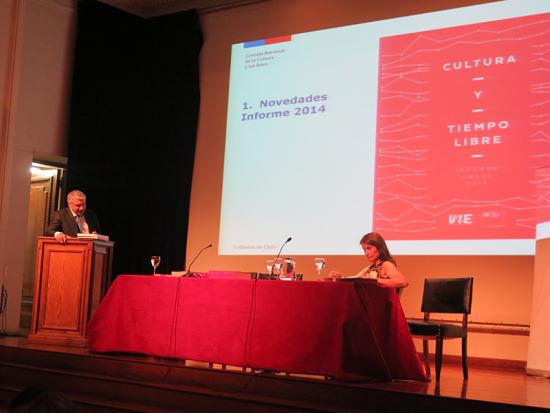 Directora del INE y ministro del CNCA presentan el informe "Cultura y tiempo libre 2014"