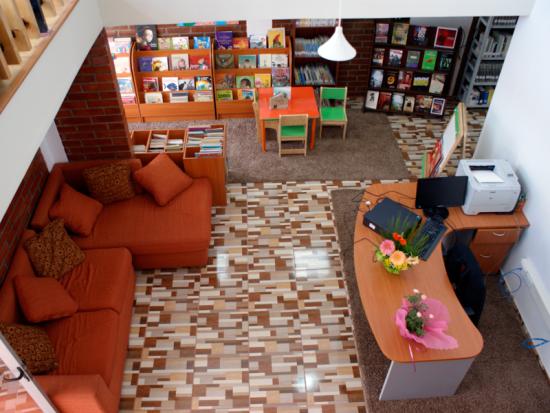 Imagen de la Biblioteca El Bollenar de Melipilla, beneficiada con PMI 2012 y 2015.