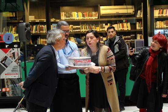 Celebración en Bibliometro de estación Plaza Egaña.