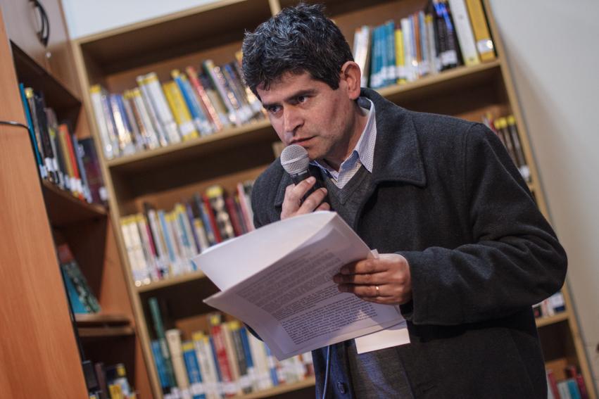 Imagen: Edwards Olivárez, encargado de la Biblioteca Pública de Coquimbo.